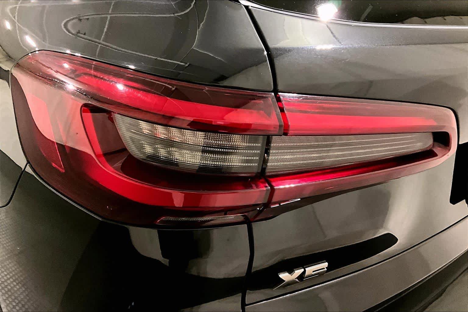 Used 2022 BMW X5 M50i w/ Executive Package AWD/4WD image 27