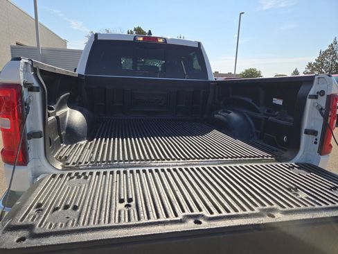 Used 2026 RAM 1500 Laramie AWD/4WD image 12