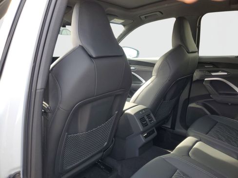 New 2025 Audi SQ5 Premium Plus image 13
