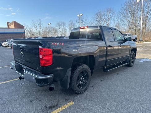Used 2018 Chevrolet Silverado 1500 LT w/ All Star Edition image 9