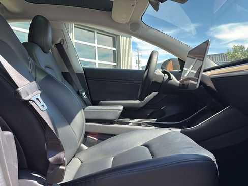 Used 2019 Tesla Model 3 Performance AWD/4WD image 13