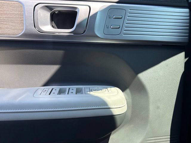 Used 2025 Hyundai Santa Fe Calligraphy AWD/4WD image 20