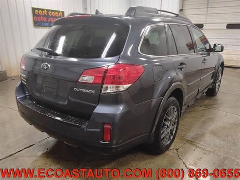 Used 2014 Subaru Outback 2.5i Limited image 3