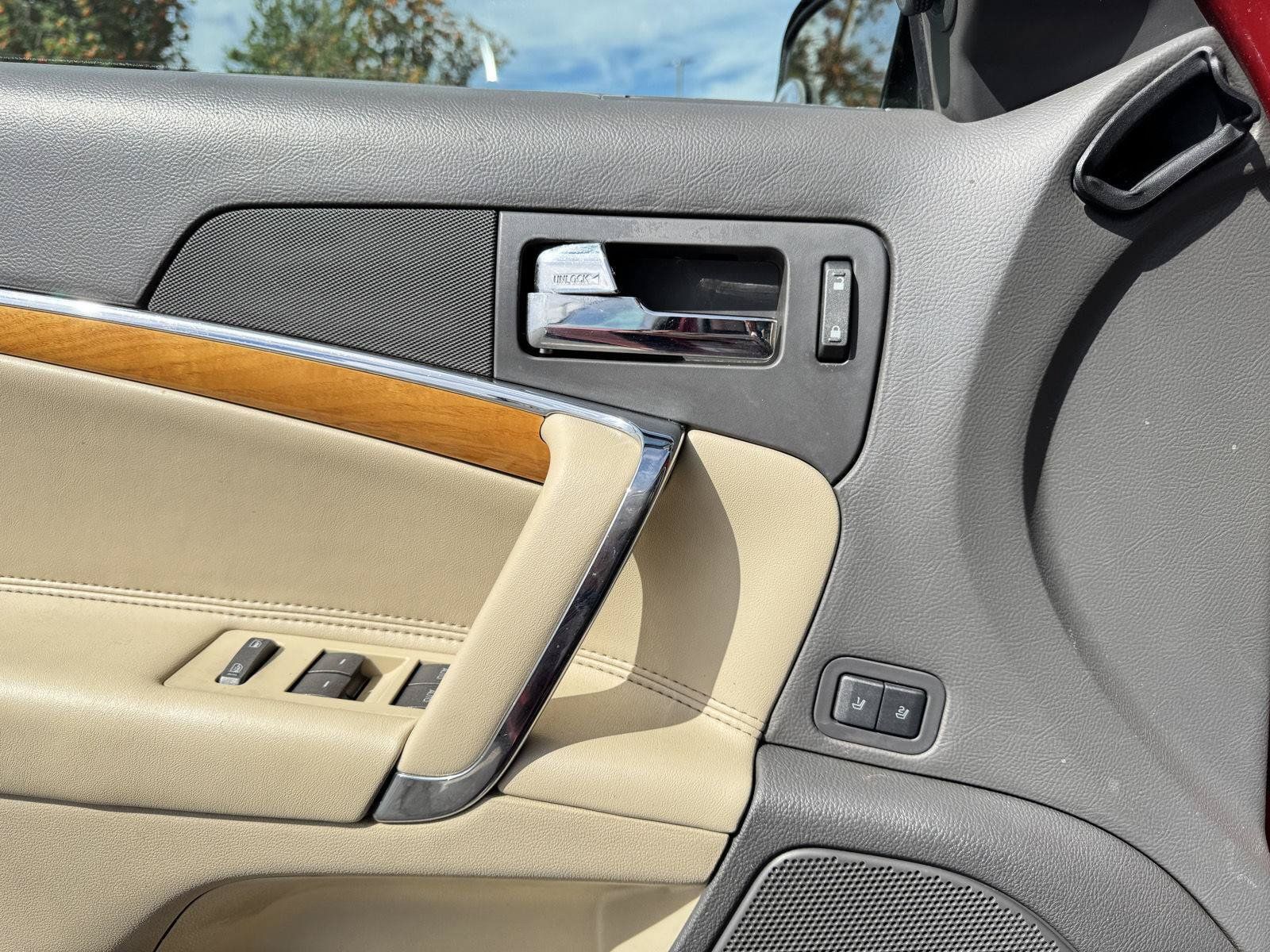 Used 2010 Lincoln MKZ AWD image 22