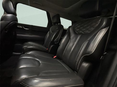 Used 2021 Hyundai Palisade Limited w/ Cargo Package image 10