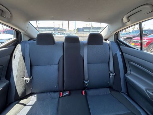 Used 2025 Nissan Versa SV FWD image 36