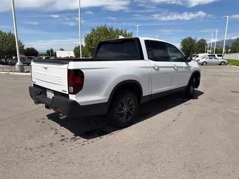 Certified 2025 Honda Ridgeline Sport image 8