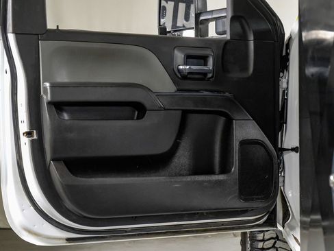 Used 2018 Chevrolet Silverado 3500 W/T image 26