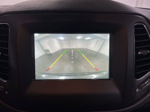 Used 2019 Jeep Compass Latitude w/ Popular Equipment Group image 14