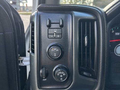 Used 2018 Chevrolet Silverado 2500 LTZ w/ Duramax Plus Package image 22