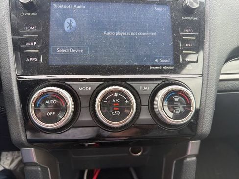 Used 2018 Subaru Forester 2.5i Touring w/ Popular Package #2 AWD/4WD image 17