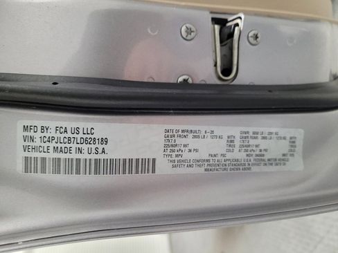 Used 2020 Jeep Cherokee Latitude image 33