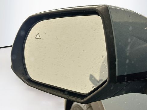 Used 2024 Hyundai Ioniq 5 SEL AWD/4WD image 16