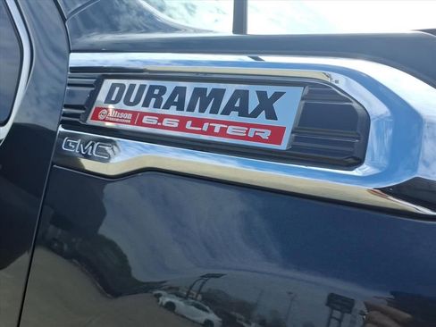 Used 2023 GMC Sierra 2500 Denali w/ Denali Ultimate Package image 10