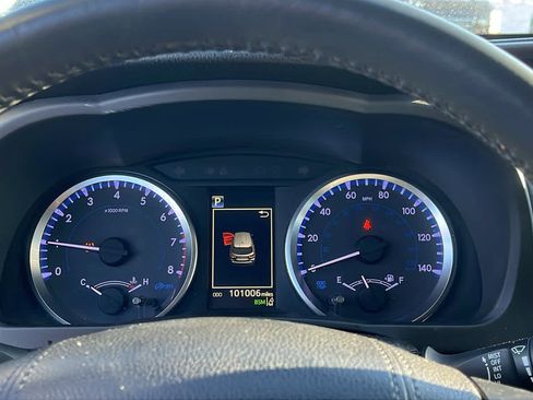 Used 2019 Toyota Highlander Plus w/ Protection Package #3 image 14