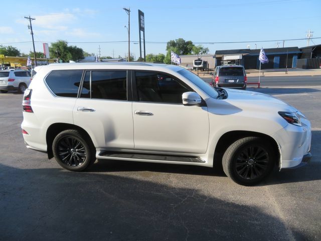 Used 2023 Lexus GX 460 Luxury w/ Sport Design Package AWD/4WD image 4