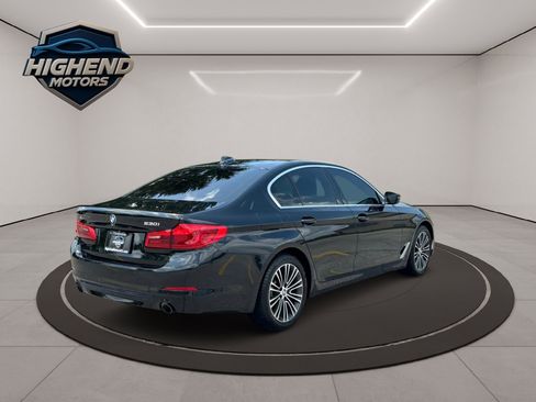 Used 2019 BMW 530i xDrive w/ Convenience Package image 6