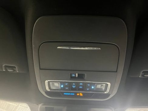 Used 2021 Ford F150 Lariat w/ Equipment Group 502A High AWD/4WD image 19