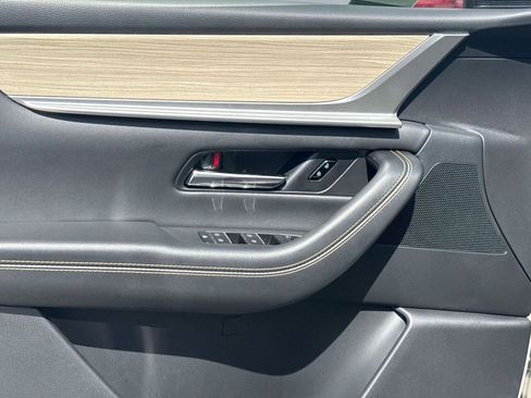 Certified 2025 MAZDA CX-90 3.3 Turbo w/ Preferred Package image 18