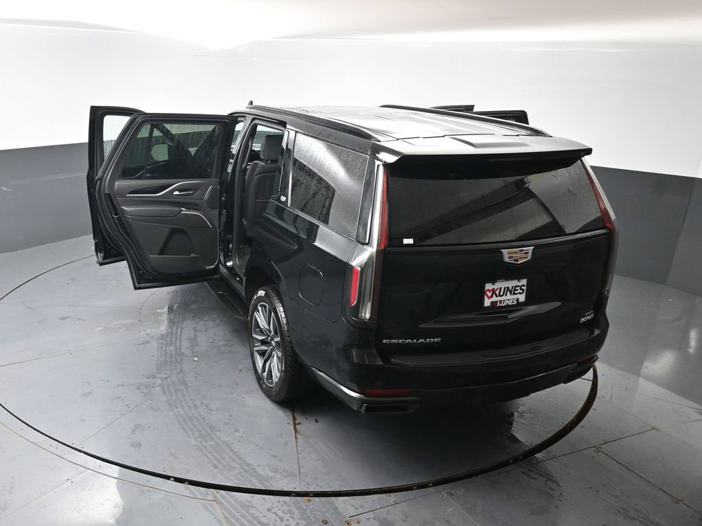Used 2024 Cadillac Escalade Sport AWD/4WD image 63