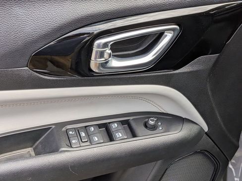 Used 2022 Jeep Compass Limited image 10