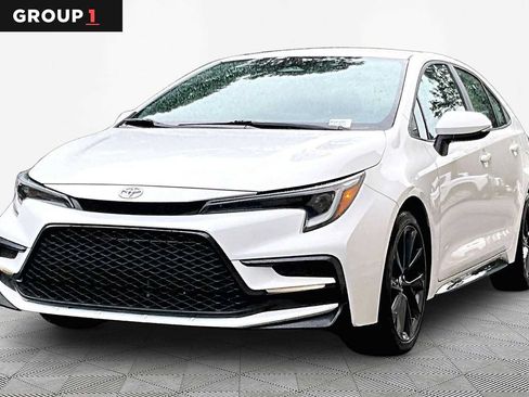 Certified 2024 Toyota Corolla SE FWD image 1