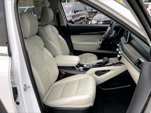 Used 2021 Kia Telluride EX AWD/4WD image 11