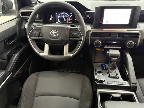 Used 2025 Toyota Tacoma SR5 w/ SR5 Upgrade Package image 32