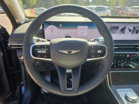 Used 2025 Genesis GV80 3.5T Prestige AWD/4WD image 11