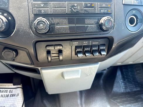 Used 2015 Ford F350 XL w/ Snow Plow Prep Package image 19