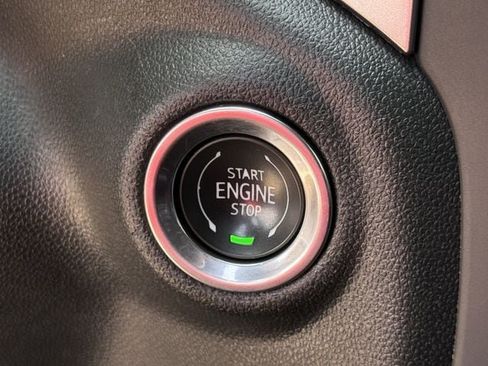 Used 2019 Chevrolet Silverado 1500 LT w/ Texas Edition AWD/4WD image 22