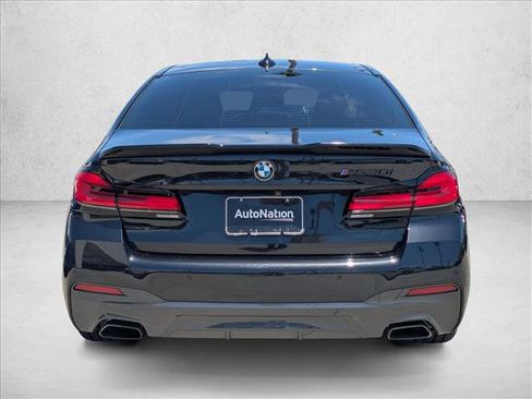 Used 2022 BMW 530i w/ M Sport Package RWD image 7