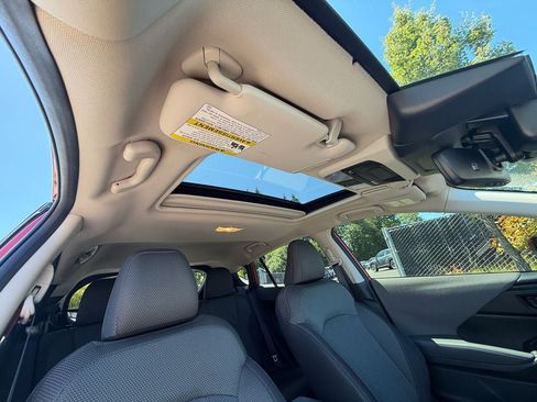 Used 2024 Subaru Crosstrek 2.0i Premium AWD/4WD image 27