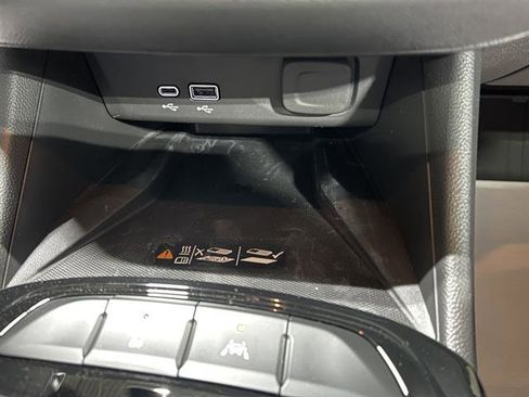 New 2025 Buick Envista Avenir image 28