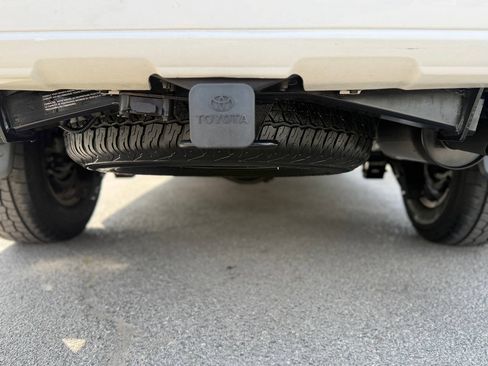 Used 2002 Toyota Sequoia Limited AWD/4WD image 27
