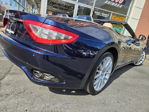 Used 2015 Maserati GranTurismo Convertible RWD image 27