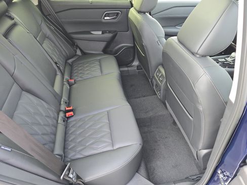 New 2026 Nissan Rogue Platinum w/ Platinum Premium Package image 25