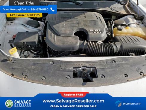 Used 2016 Dodge Charger SXT RWD image 15