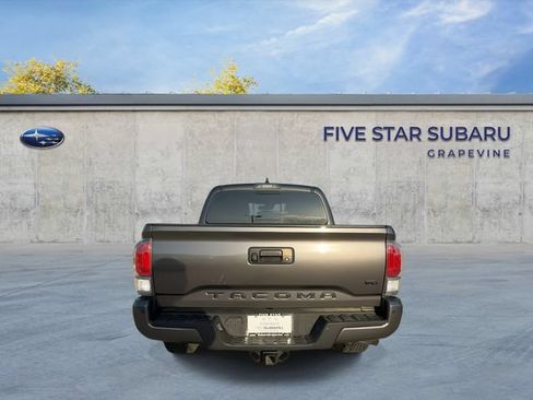 Used 2021 Toyota Tacoma TRD Sport w/ Technology Package AWD/4WD image 7