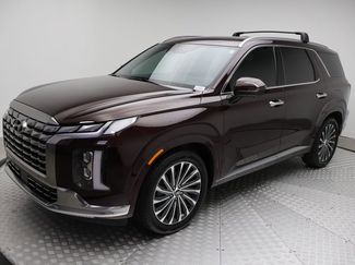 Used 2023 Hyundai Palisade Calligraphy video 1