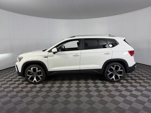 Used 2022 Volkswagen Taos SEL AWD/4WD image 10