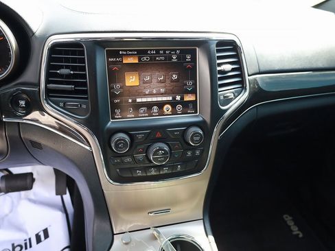 Used 2014 Jeep Grand Cherokee Overland w/ Advanced Technology Group image 14