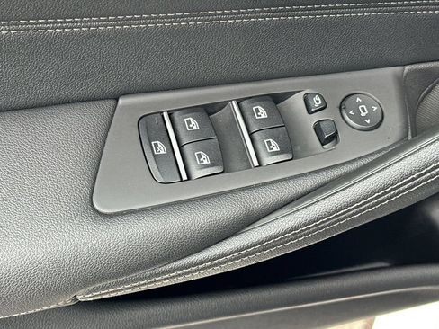 Used 2023 BMW 530e w/ Premium Package RWD image 11