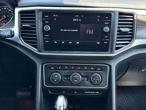 Used 2018 Volkswagen Atlas SE image 19