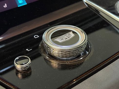 New 2025 Cadillac Escalade IQ Luxury 1 image 36