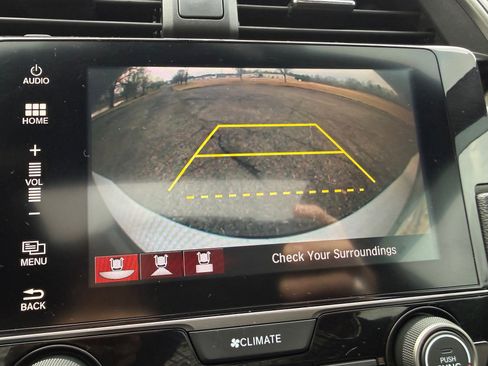 Used 2018 Honda Civic EX image 13