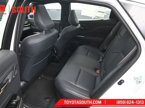 New 2026 Toyota Crown Platinum AWD/4WD image 10