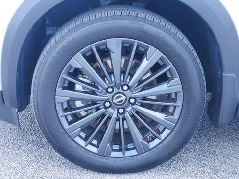 Used 2026 Nissan Pathfinder SL w/ SL Premium Package FWD image 7