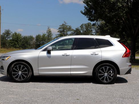 Used 2020 Volvo XC60 T6 Momentum w/ Protection Package image 37