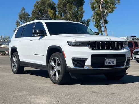Used 2021 Jeep Grand Cherokee L Limited AWD/4WD image 2